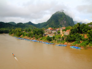 Nong Khiaw