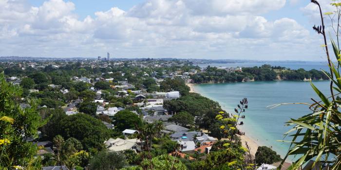 Auckland - 4