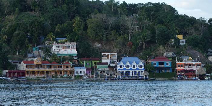 GU-Flores-region-peten