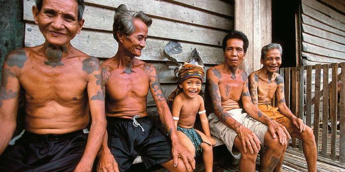 MAL-Borneo-Villageois