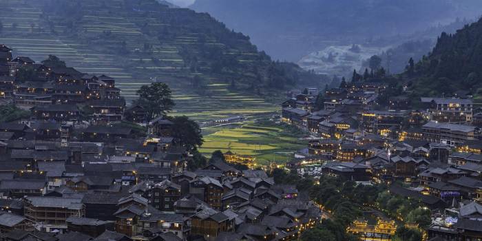 htb888-blue-village-4717743_1280