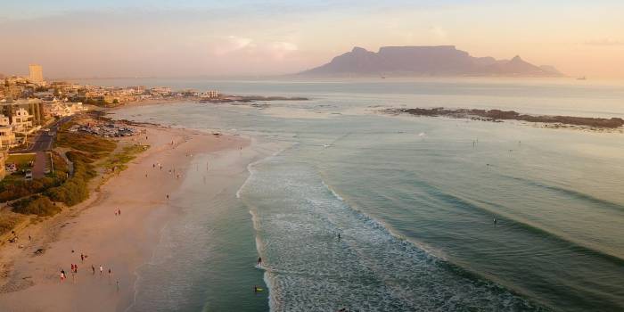 justasurferdude-capetown-2295679_1280